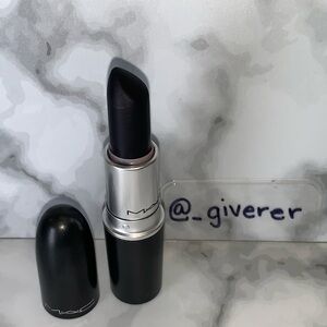 HAUTECORE  Matte Lipstick MAC